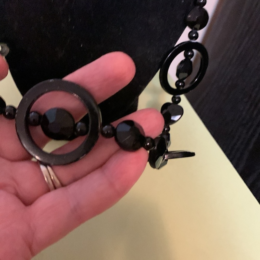 Beautiful black necklace, unique jewelry 25” - Picture 4 of 5